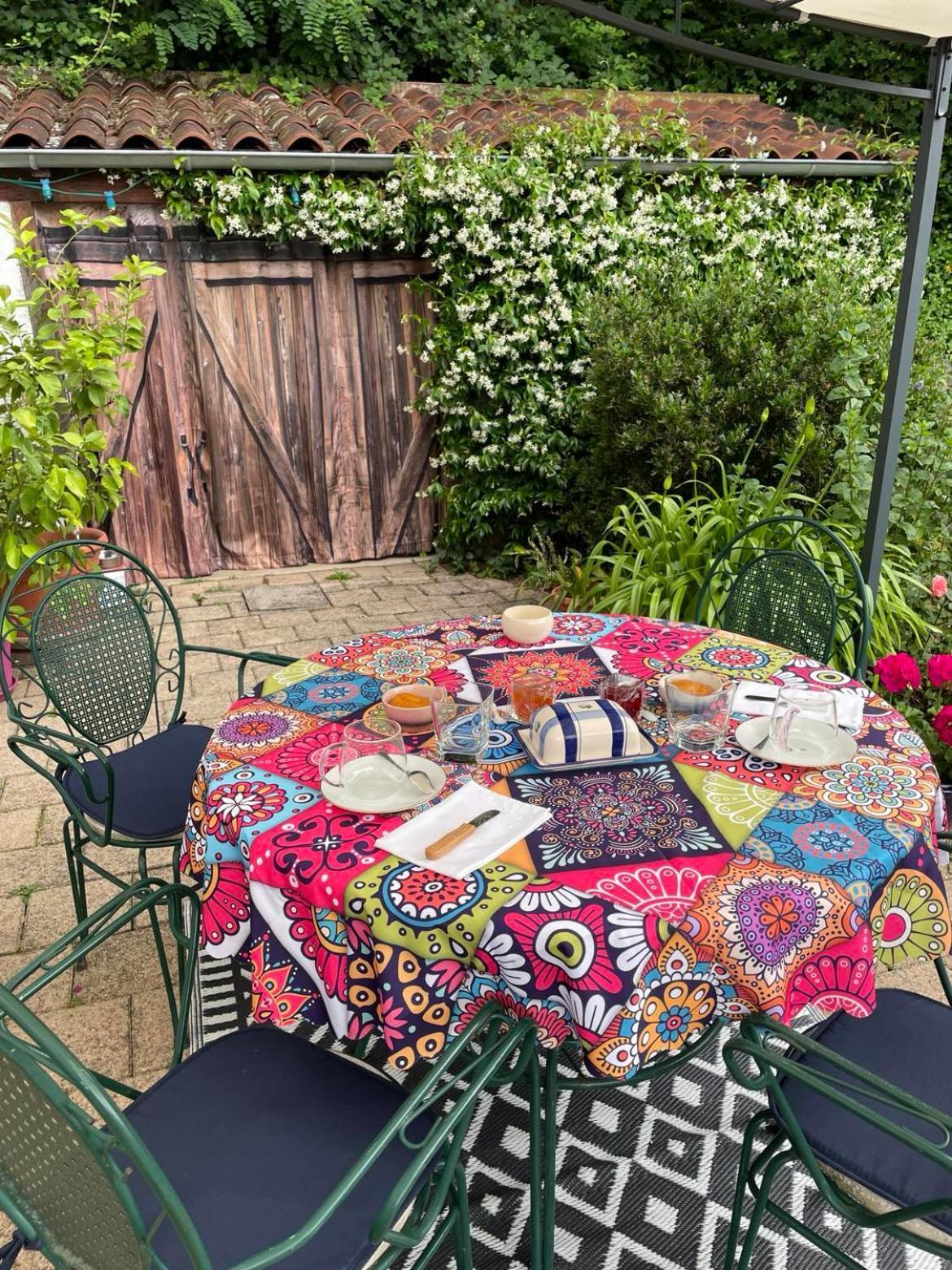 Les Agapanthes Bed & Breakfast Vaux-en-Beaujolais Luaran gambar